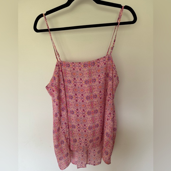 Violet & Claire Printed Blouse - Picture 3 of 5